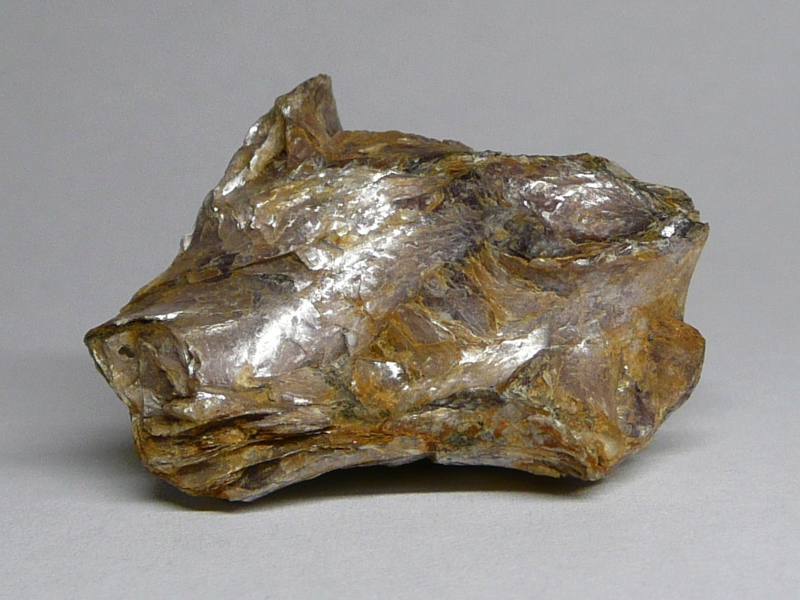 Trilithionit
